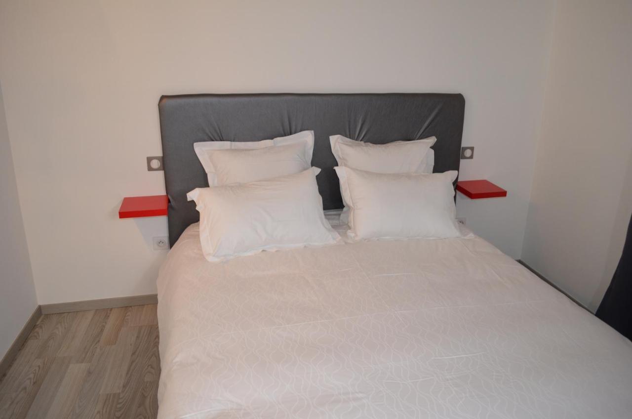 La Petite Ecole Bed & Breakfast มาร์ซีอัก ภายนอก รูปภาพ