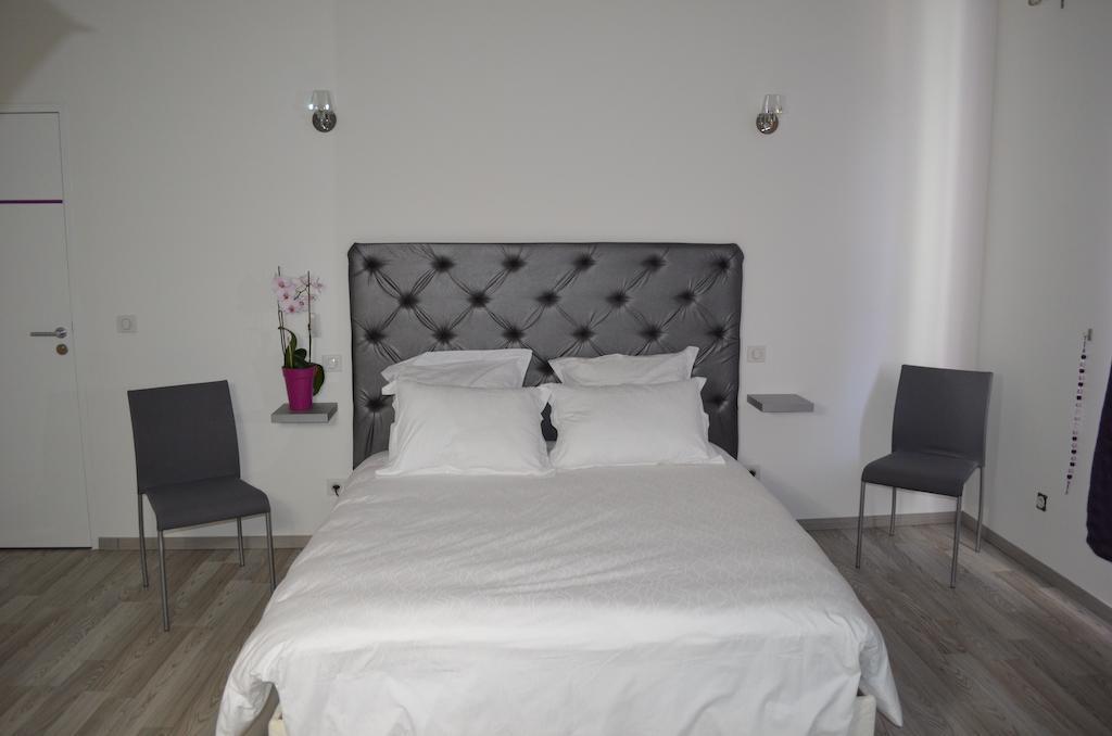 La Petite Ecole Bed & Breakfast มาร์ซีอัก ห้อง รูปภาพ