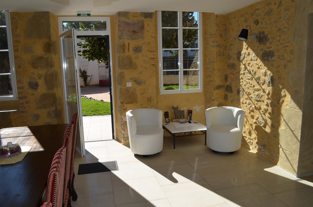 La Petite Ecole Bed & Breakfast มาร์ซีอัก ภายนอก รูปภาพ